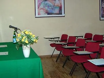 Atrium 3*