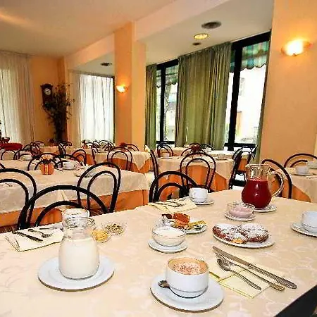 Hotel Atrium Rímini