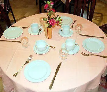 מלון Atrium