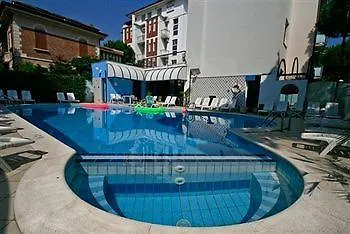 Отель Atrium Римини