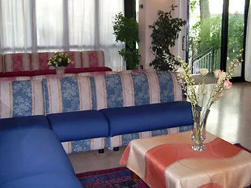 Отель Atrium Римини