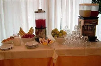 Atrium 3* Римини